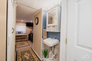2825 W Twohig Ave (33)