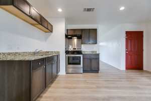 262 E 23rd St (11)
