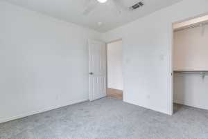 262 E 23rd St (17)