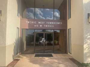 415 W Twohig Ave (2)