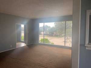415 W Twohig Ave (7)