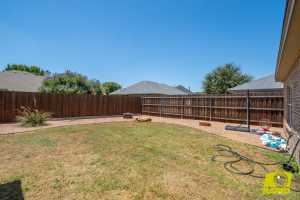 1901 Pine Valley St (39)