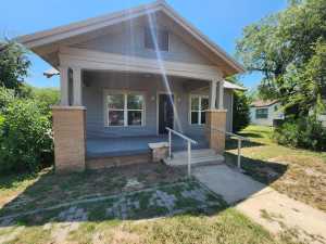 15 N Jackson Ave
