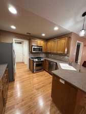 4230 Green Meadow Dr (23)