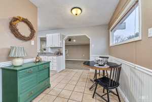 2717 Notre Dame Ave (3)