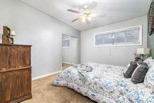 2717 Notre Dame Ave (6)