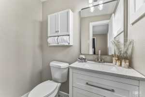 2722 Southwestern Ave (24)