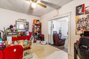 110 N Monroe St (10)