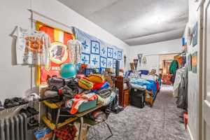 110 N Monroe St (13)