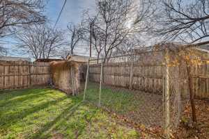 110 N Monroe St (17)