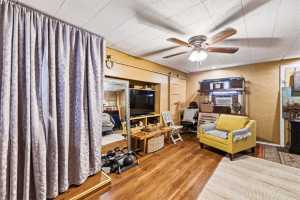 110 N Monroe St (26)