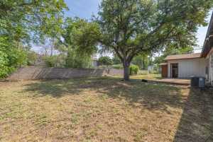 2235 Classen Blvd (19)