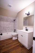 1521 S Jackson St (33)
