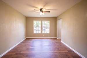 1521 S Jackson St (18)