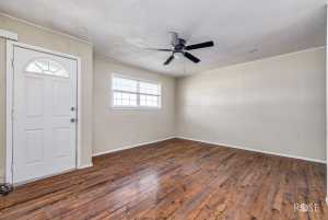 2126 La Cruz St (8)