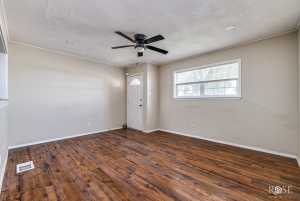 2126 La Cruz St (9)
