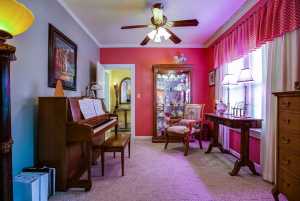 308 N 5th St (18)