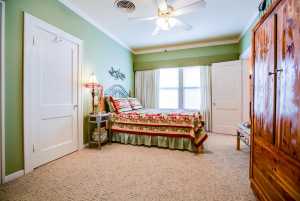 308 N 5th St (22)
