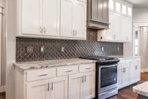 1906 Colonial Dr (15)