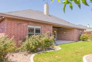 1906 Colonial Dr (30)
