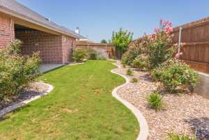 1906 Colonial Dr (31)