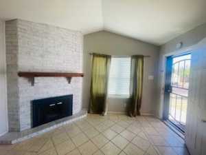 3362 Ridgemar Dr (2)