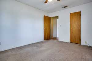 610 E 24th St (18)