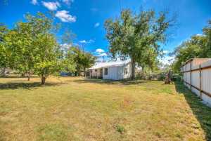 610 E 24th St (23)