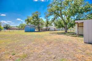 610 E 24th St (25)