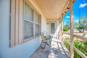 610 E 24th St (29)