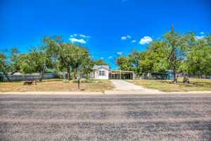 610 E 24th St (32)