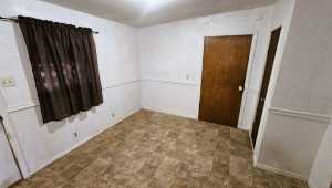 11693 Fort Worth St (4)