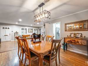 2402 Live Oak St (10)