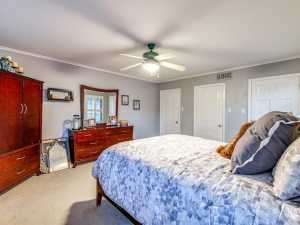 2402 Live Oak St (24)