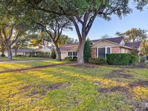 2402 Live Oak St (4)