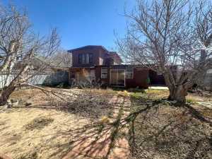 1009 E 6th St (12)