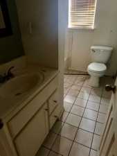 1520 S Harrison St (8)