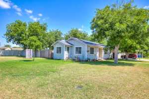 1010 Ave D (2)