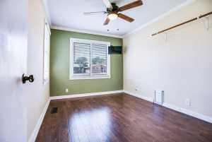 1010 Ave D (20)