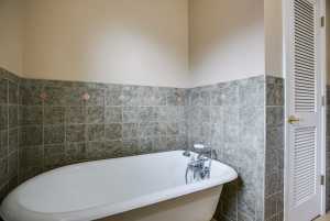 1001 Ave D (26)