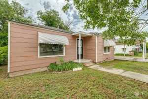 310 N Van Buren St (12)