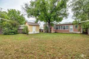 310 N Van Buren St (13)