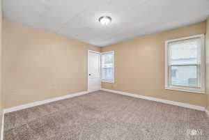 310 N Van Buren St (23)