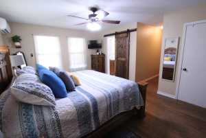 1451 E 28th St (32)