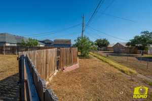 2222 N Poe St (33)