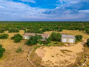 660 Private Rd 1115 (48)