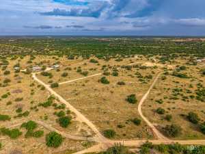 660 Private Rd 1115 (50)