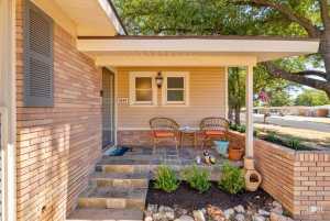 2620 University Ave (32)