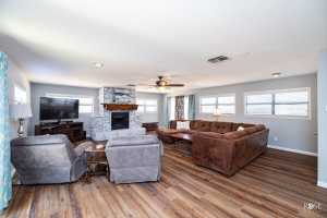 2620 University Ave (13)