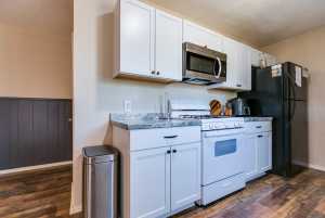 1106 E 24th St (18)